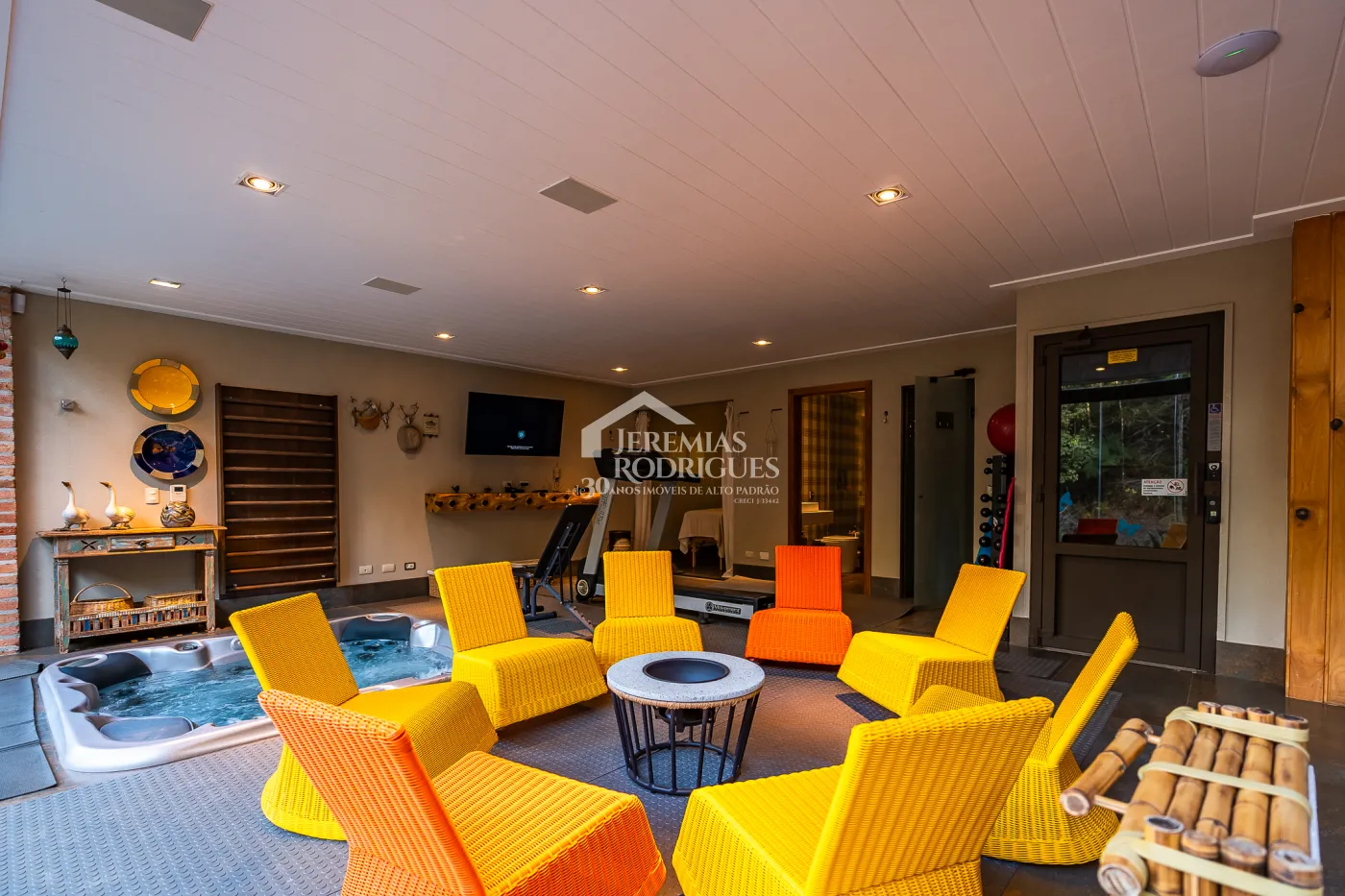 Casa com 7 suítes, 770 m² - Pedra do Fogo - Campos do Jordão/SP.