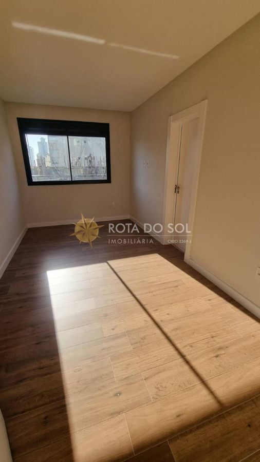 Residencial Brooklyn Tower Apartamento 4 Suítes em Meia Praia Itapema/SC — foto 10