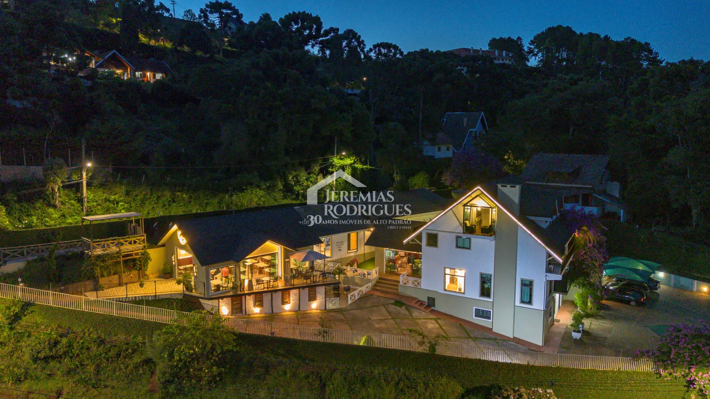 Pousada com 729 m² - Campos do Jordão/SP.