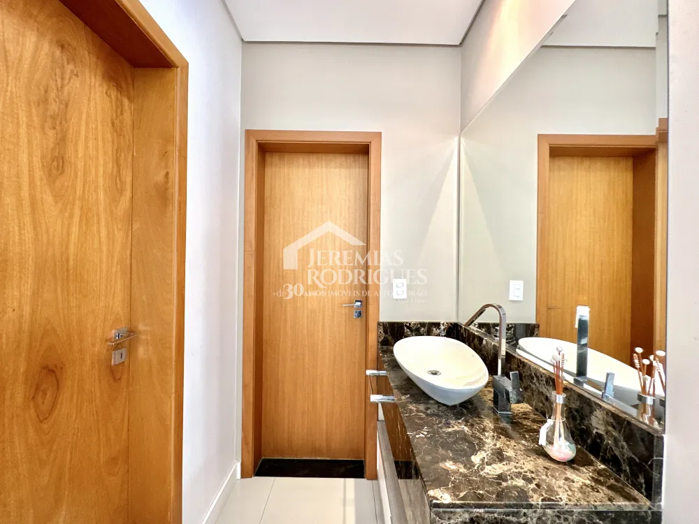 Casa mobiliada para locação no Condomínio Campos do Conde I em Tremembé/SP. 