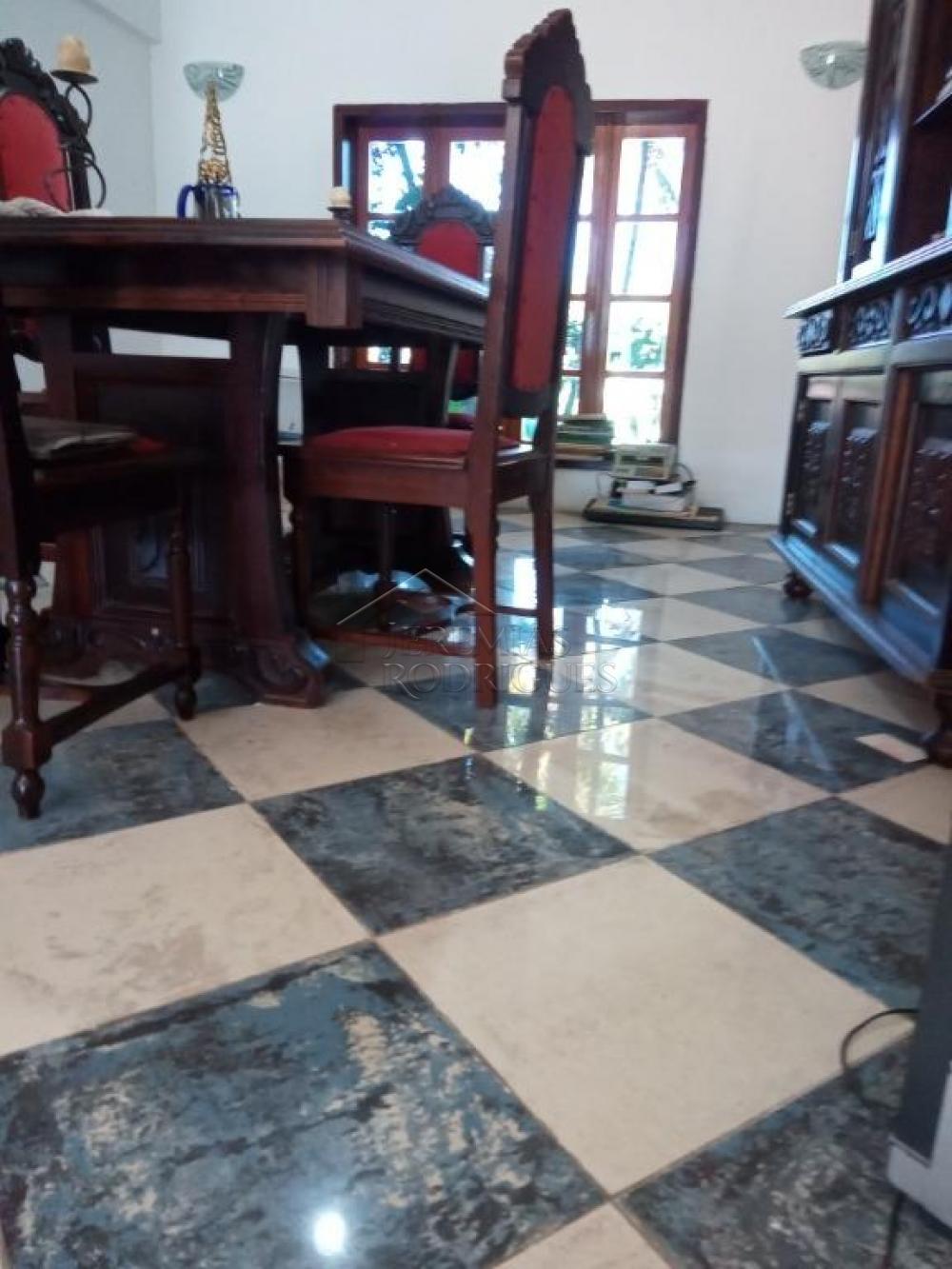 Casa com 4 quartos, 274 m² - Lessa - Pindamonhangaba/SP