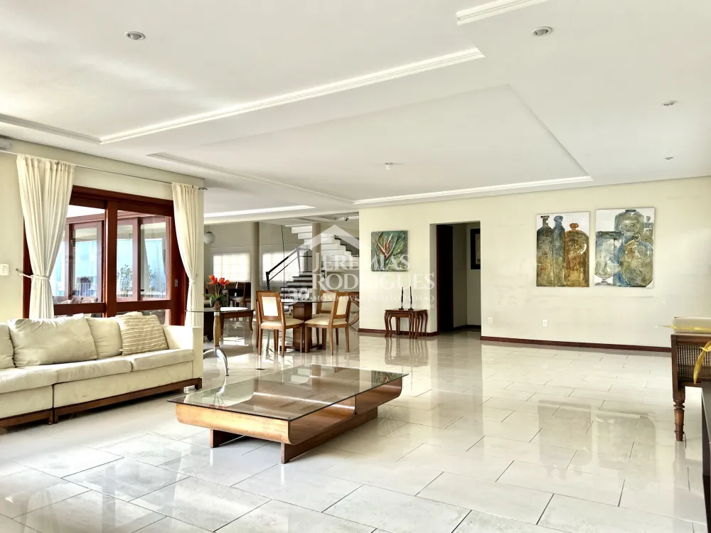 Casa com 4 quartos, 617 m² - Condomínio Taubaté Village - Taubaté/SP