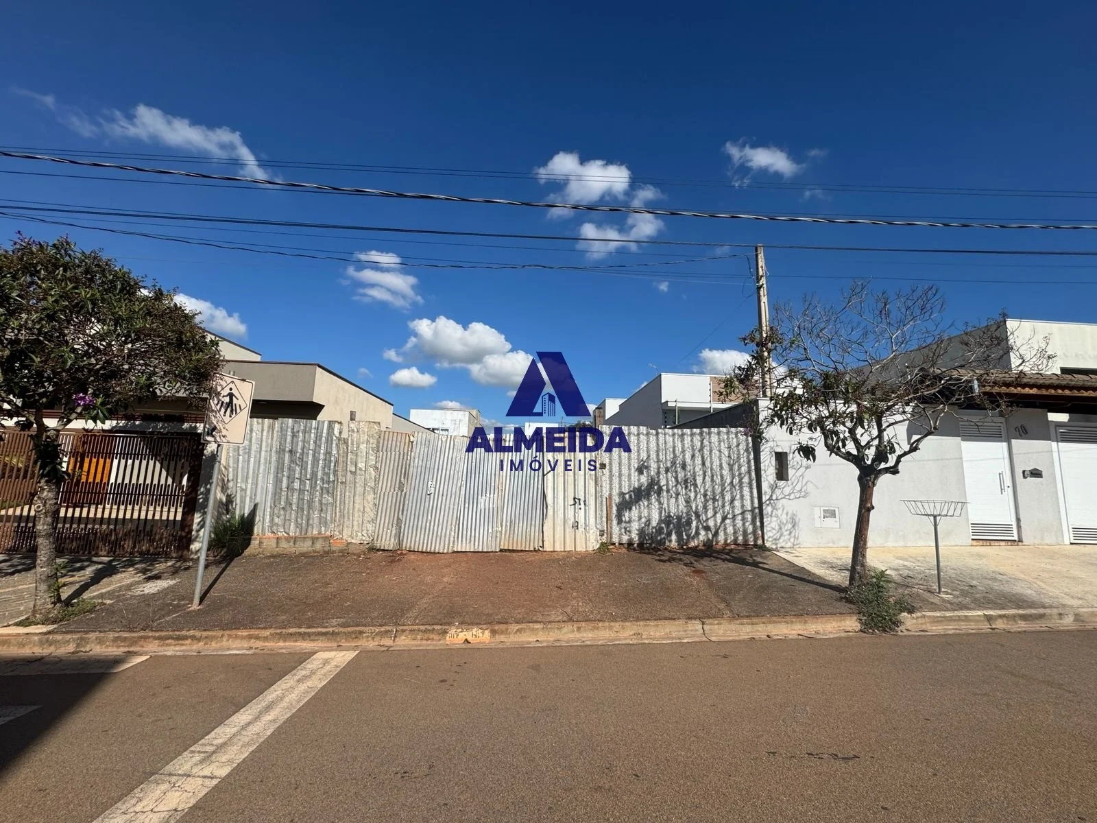 Terreno Portal Ville Azaléia