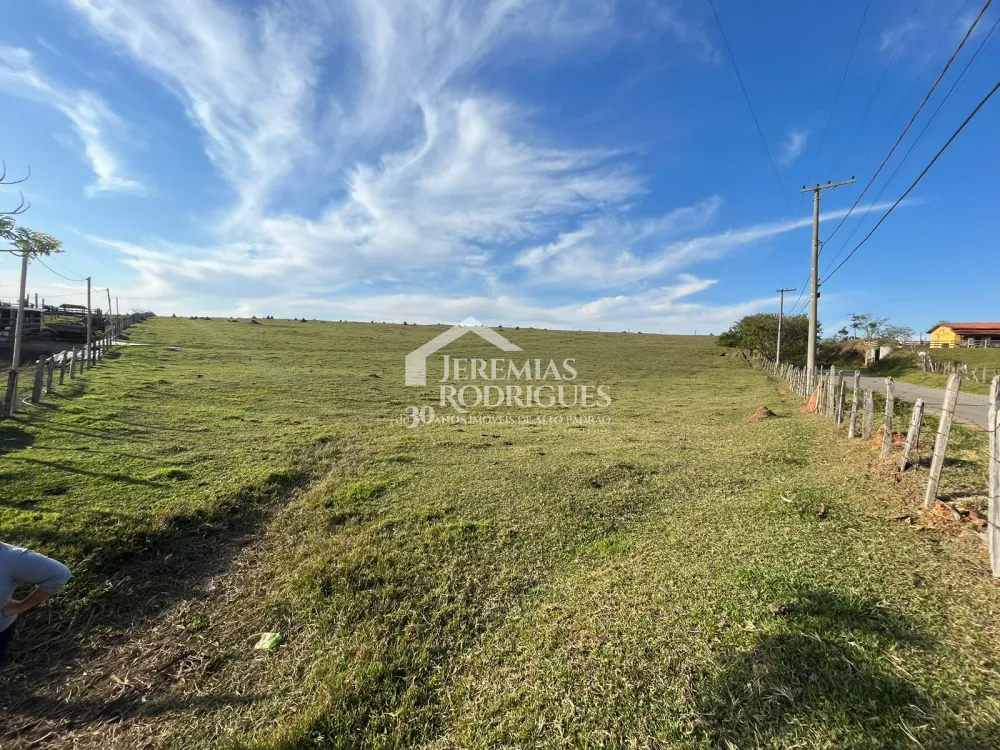 Terreno com 73.785 m² - bairro Borba - Pindamonhangaba/SP.