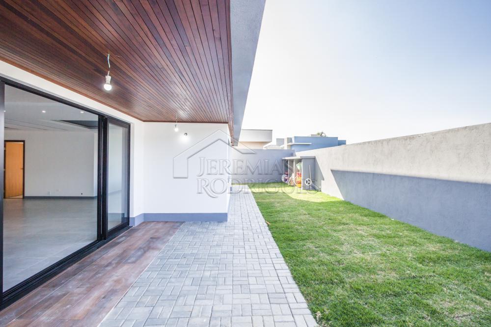 Casa à venda no Condomínio San Marco em Taubaté