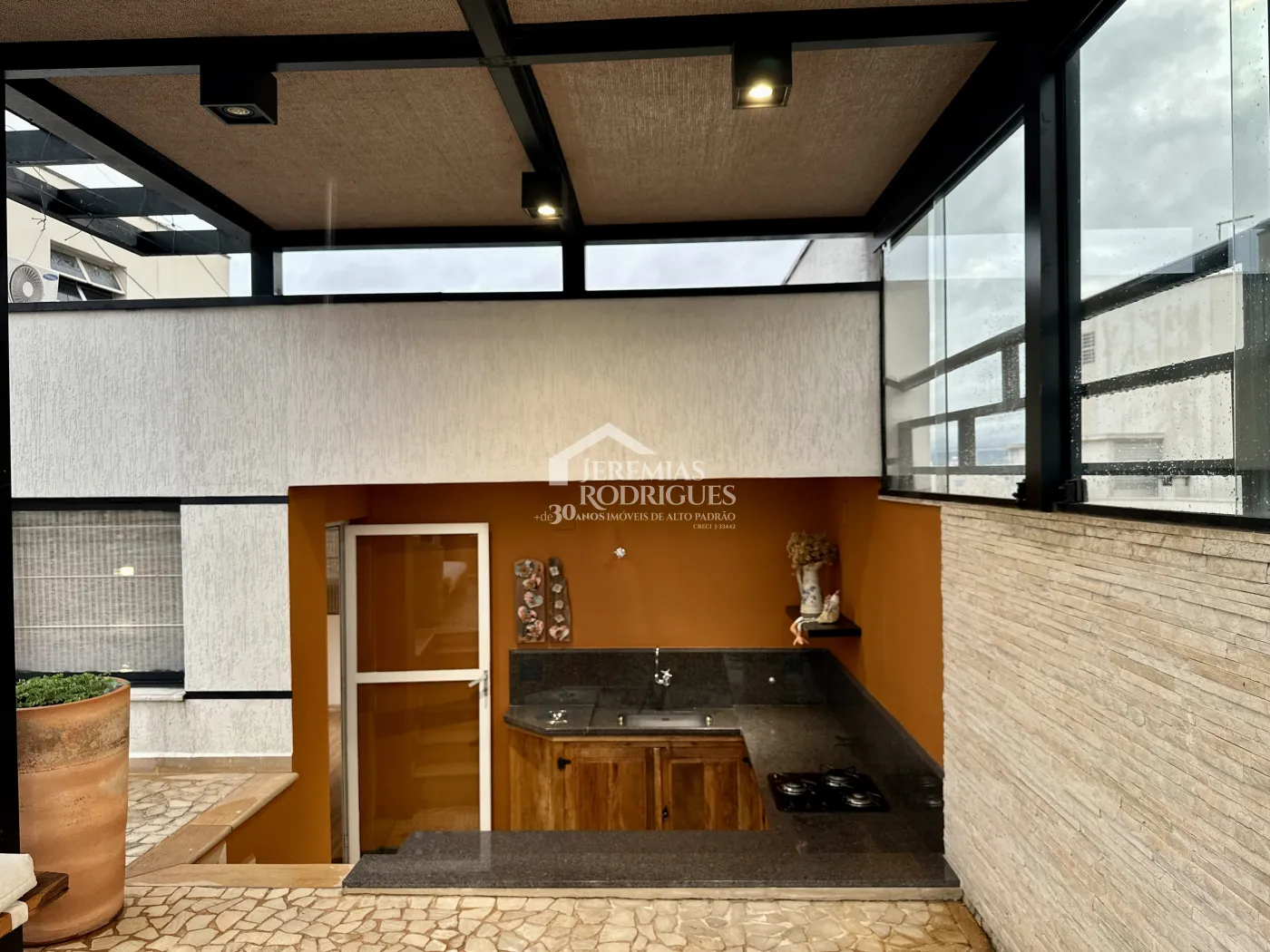 Apartamento com 2 dormitórios, 171 m² - Edifício Solar dos Juritis - Taubaté/SP.