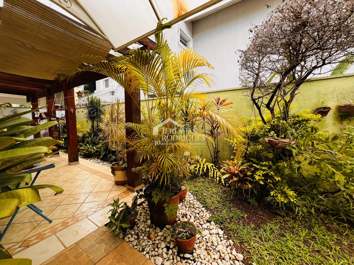 Casa com 4 dormitórios, 305 m² - Condomínio Taubaté Village - Taubaté/SP.