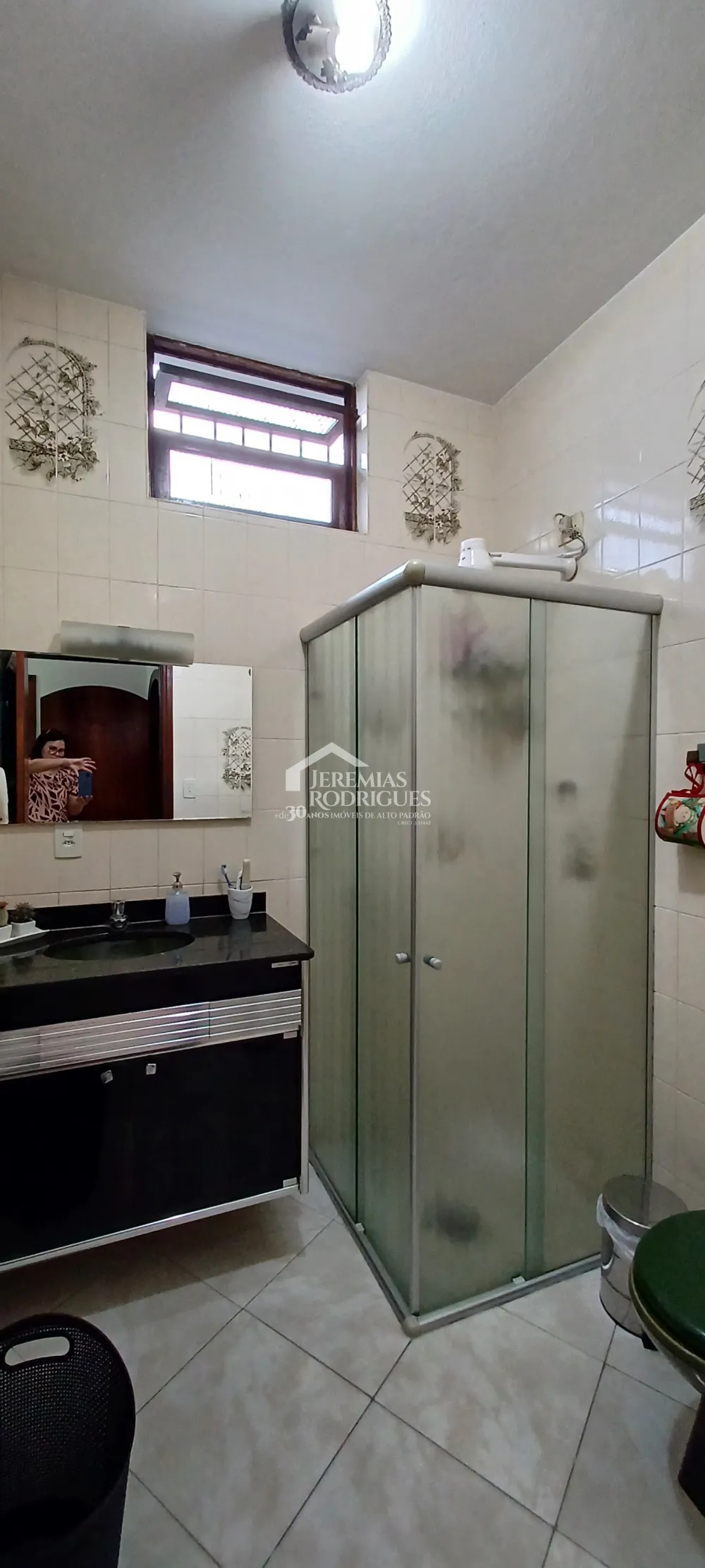 Casa com 3 dormitórios, 233 m² - Santana - Pindamonhangaba/SP