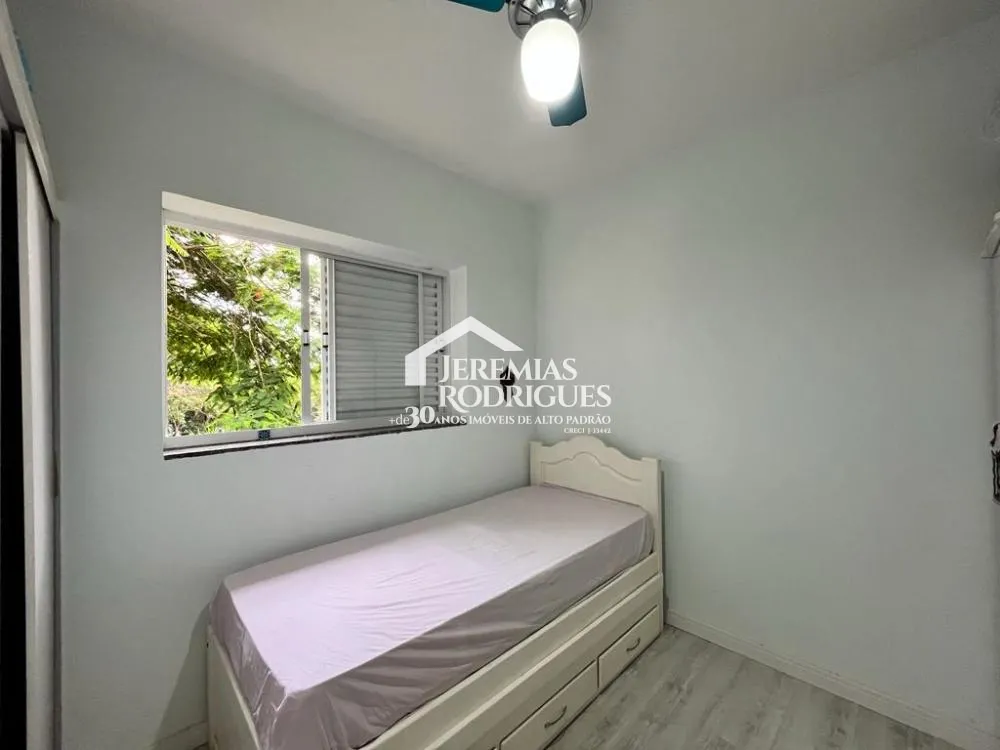 Chácara à venda com 2.000 m² no Condomínio Chácaras Cataguá, em Taubaté/SP.