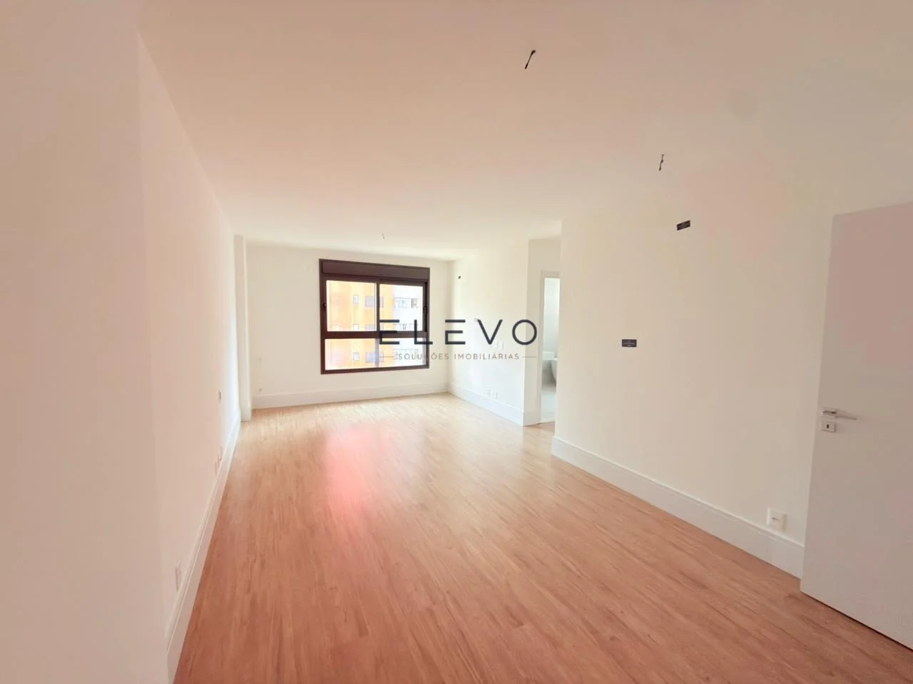 Apartamento à Venda no Plaenge Signature Maringá | 3 Suítes | Proximo a Catedral