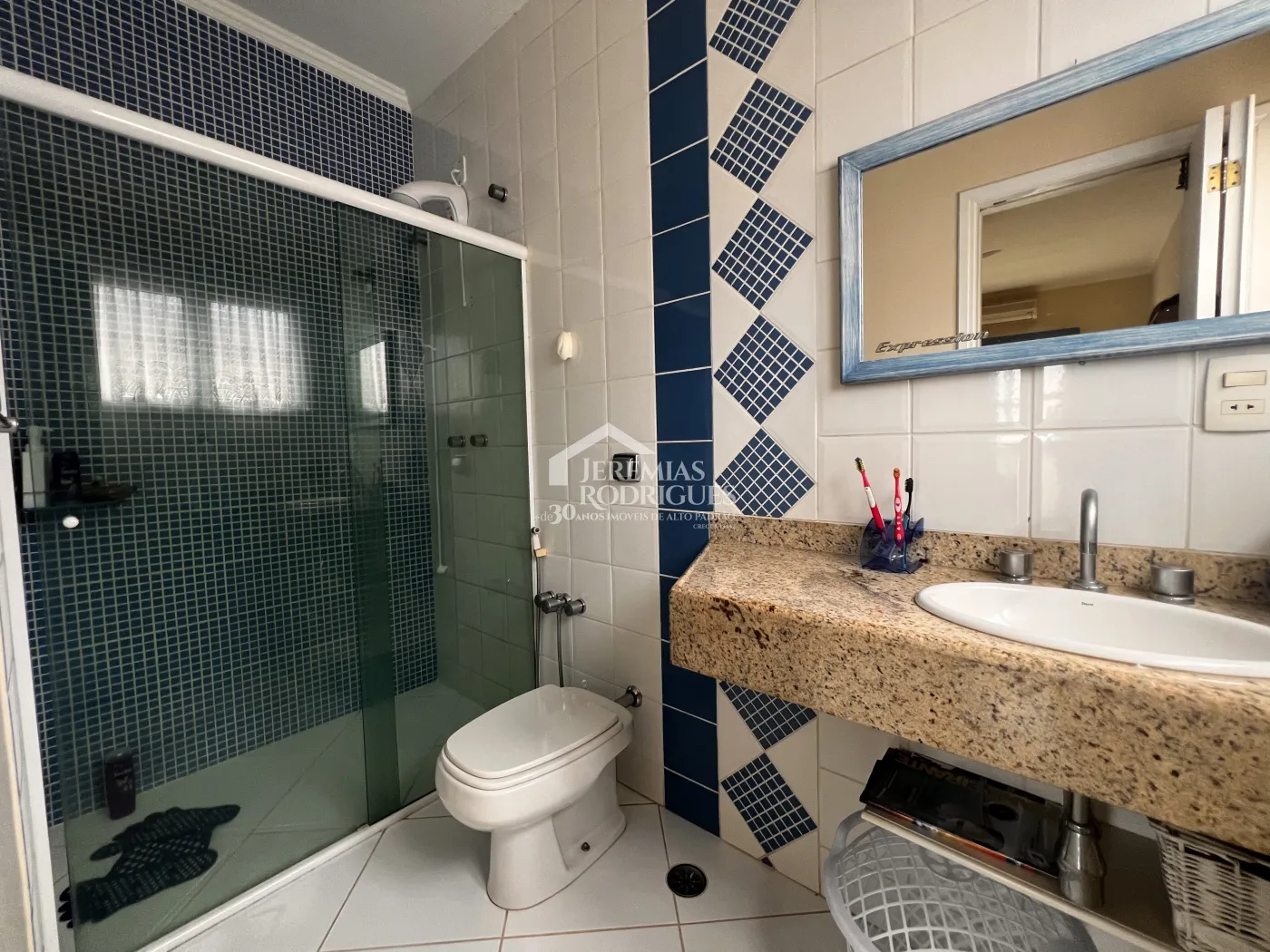 Casa com 4 dormitórios, 305 m² - Condomínio Taubaté Village - Taubaté/SP.