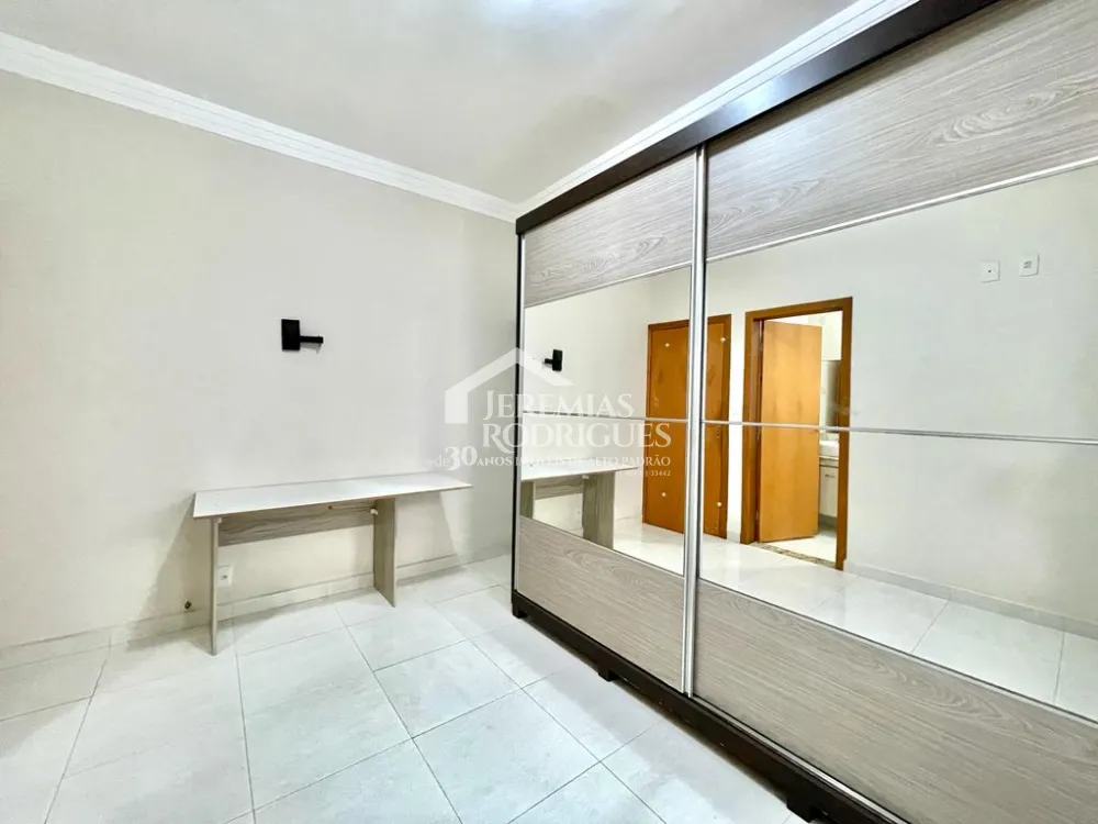 Casa à venda no Condomínio Ouro Ville em Taubaté/SP