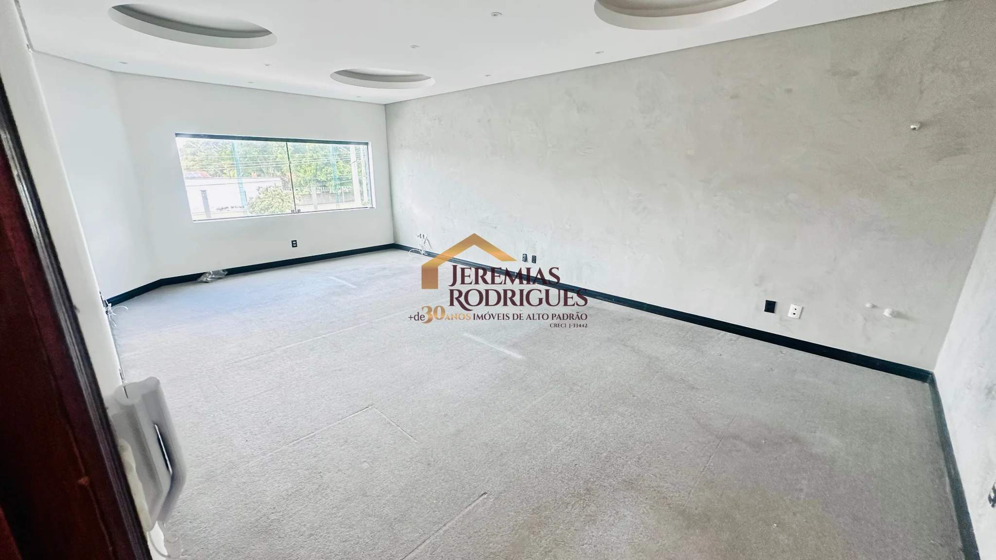 Sala comercial para locação no Village Mall em Pindamonhangaba/SP. — foto 4