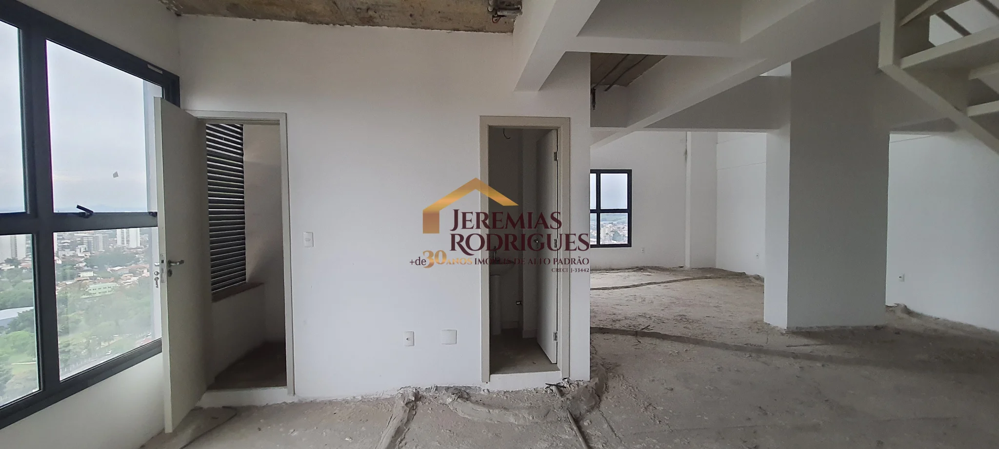 Sala comercial duplex à venda no Edifício The One Office Tower em Taubaté/SP. — foto 12