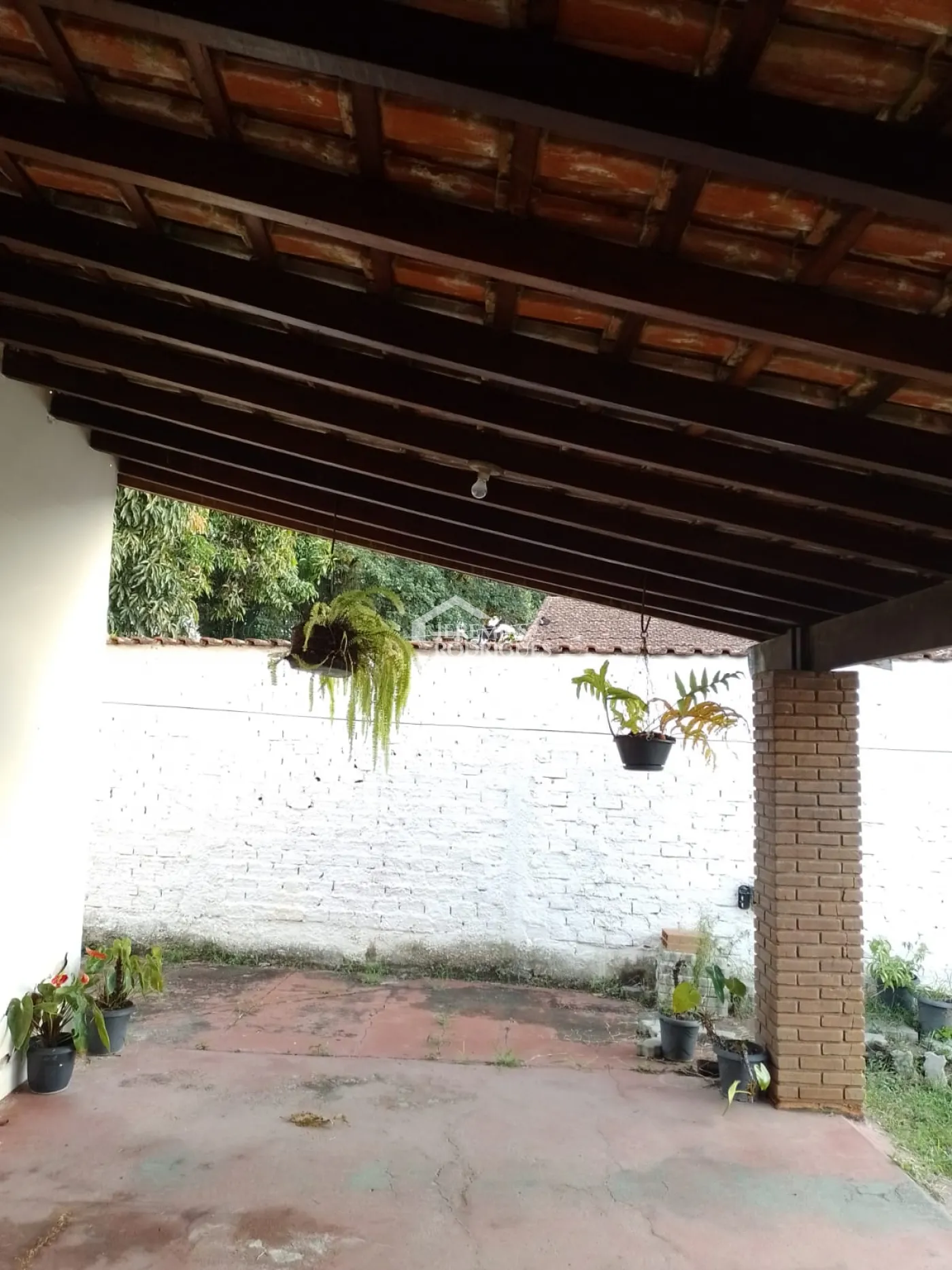 Casa com 5 dormitórios, 298 m² -  São Benedito - Pindamonhangaba/SP