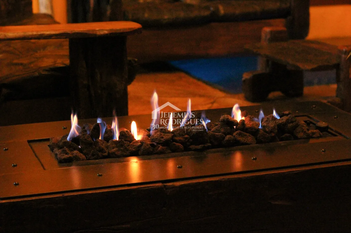 Casa para venda e locação com 5 dormitórios no Condomínio Taubaté Village em Taubaté/SP.