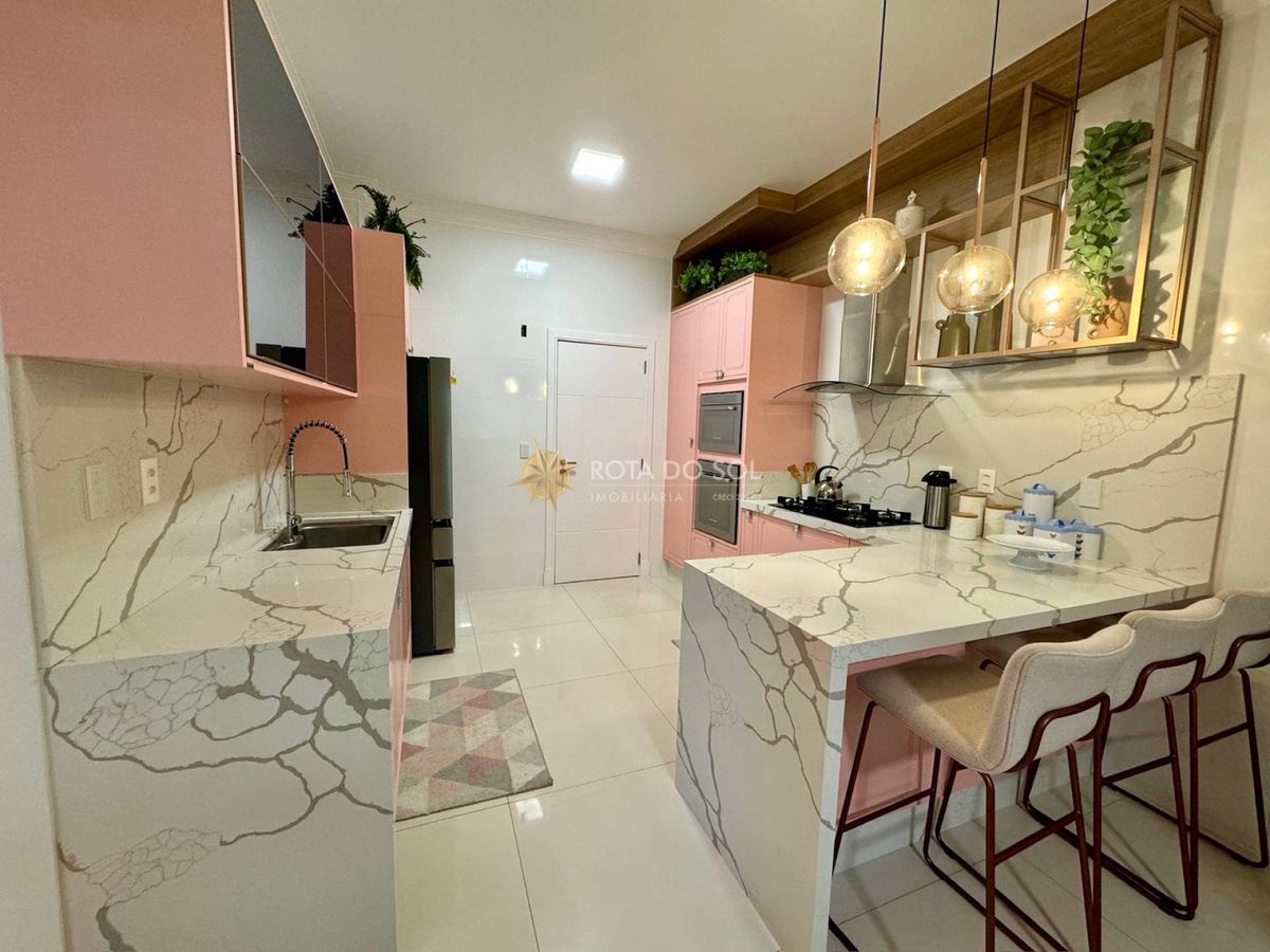 Imperial Palace Apartamento 5 Suítes Meia Praia Itapema SC — foto 3