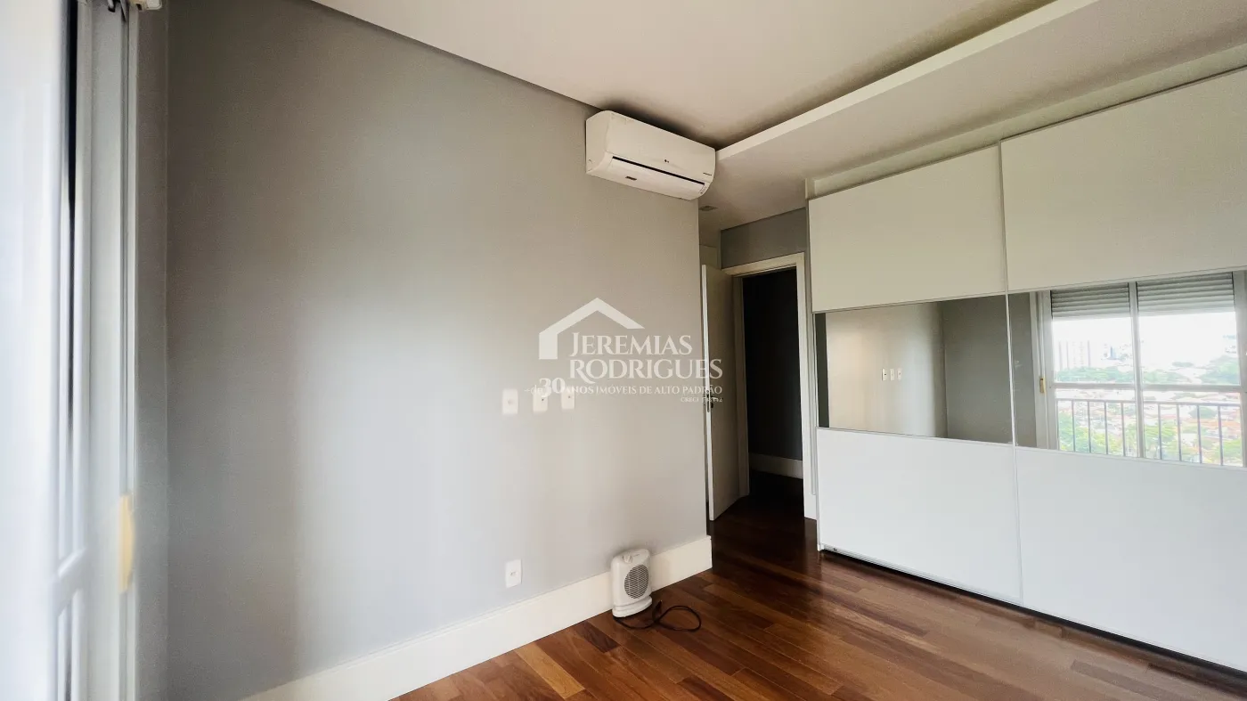 Apartamento à venda com 3 suítes no Edifício Des Arts em Taubaté/SP.