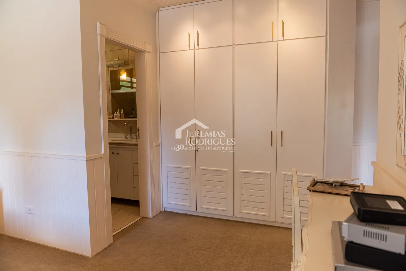 Mansão com 7 suítes, 1.200 m² - Condomínio Vila Simonsen - Campos do Jordão/SP