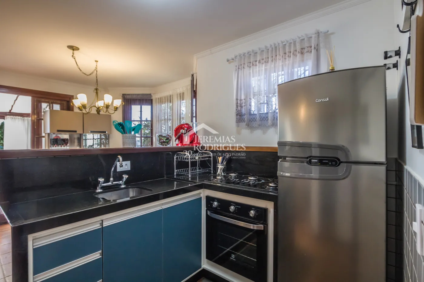 Casa com 3 suítes, 170 m² - Condomínio Jardim Monte Belo - Campos do Jordão/SP