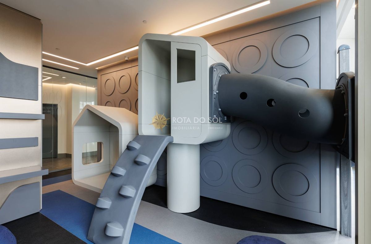 Yachthouse Apartamento Alto Padrão 4 Suítes no Centro de Balneário Camboriú SC