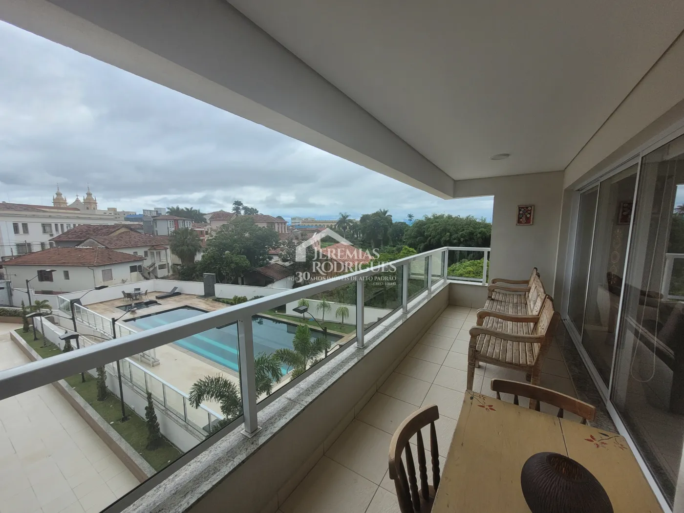 Apartamento com 3 suítes, 130 m² - Edifício Maximus Residence - Pindamonhangaba/SP.