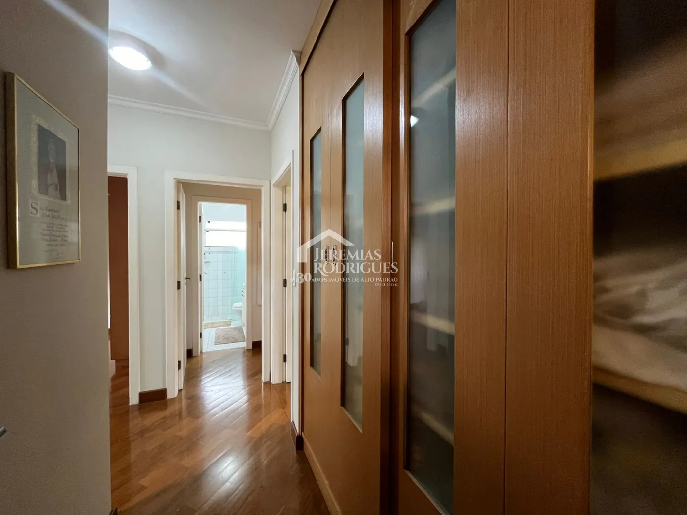 Casa com 4 dormitórios, 421 m² - Condomínio Chácaras Cataguá - Taubaté/SP.