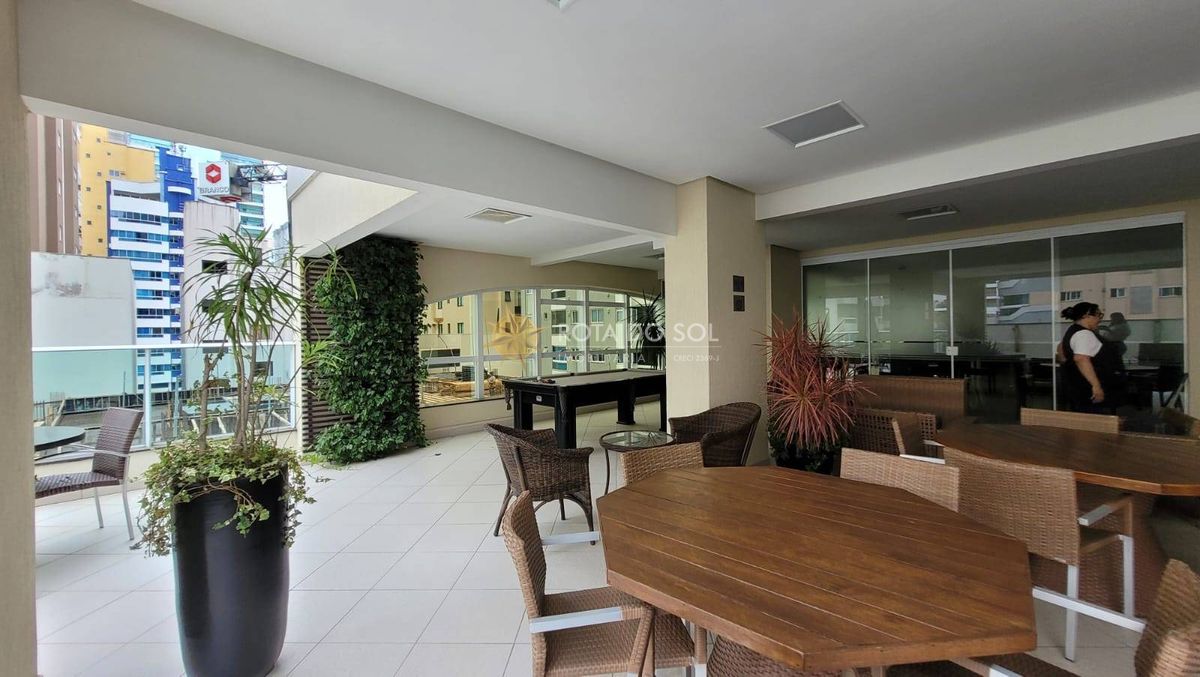 Imperial Palace Apartamento 5 Suítes Meia Praia Itapema SC — foto 59