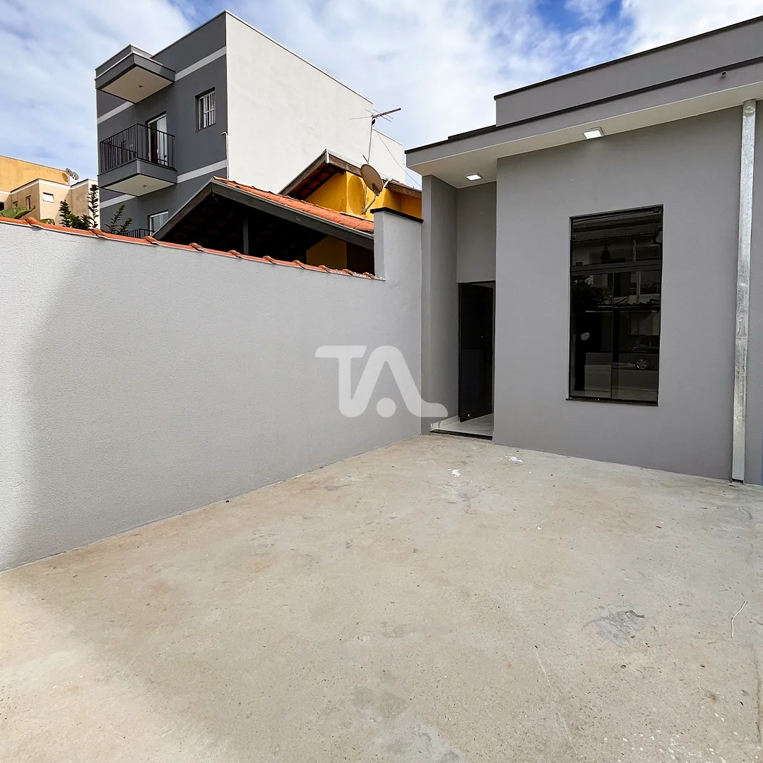 Casa Nova à Venda no Parque das Palmeiras | 2 Dorms (1 Suíte) em Pindamonhangaba