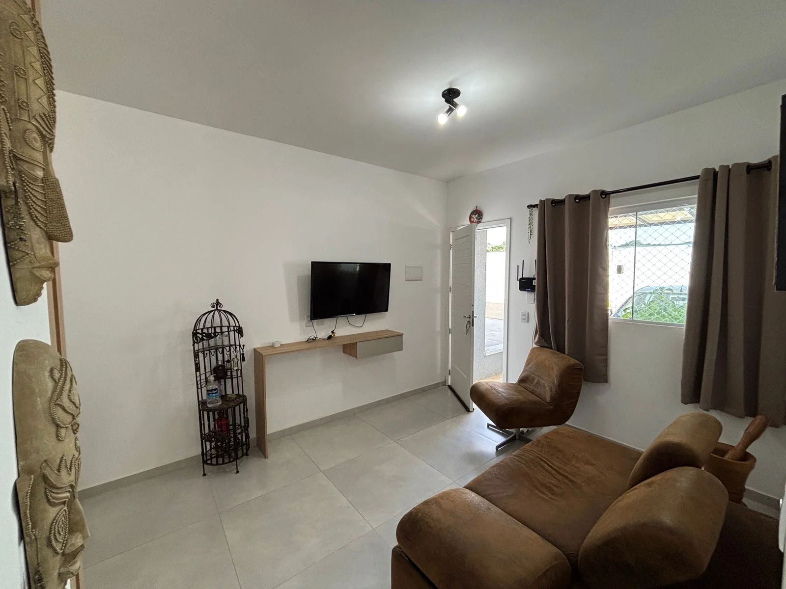 Casa à venda no Condomínio Península – 3 quartos, suíte, lazer completo | Pindamonhangaba