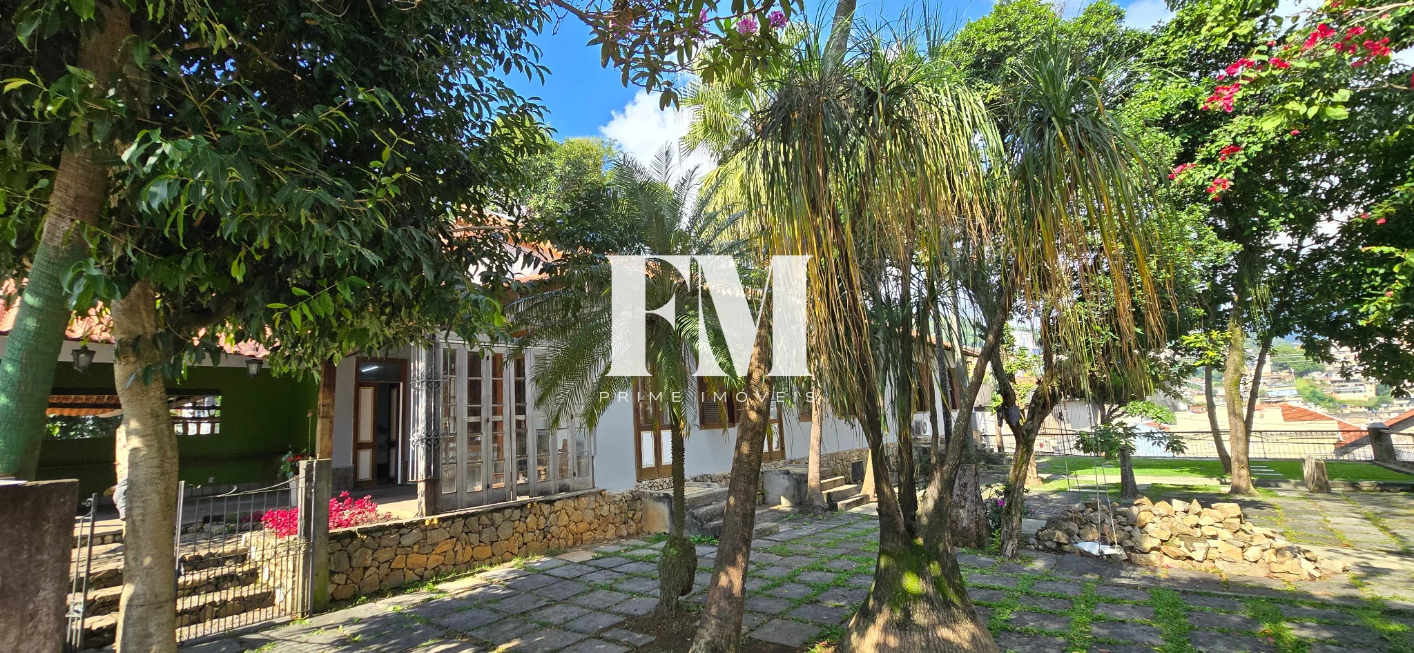 Casa Exclusiva Cercada pelo Verde com Lazer Completo e Guarita com Segurança 24 Horas - foto 11