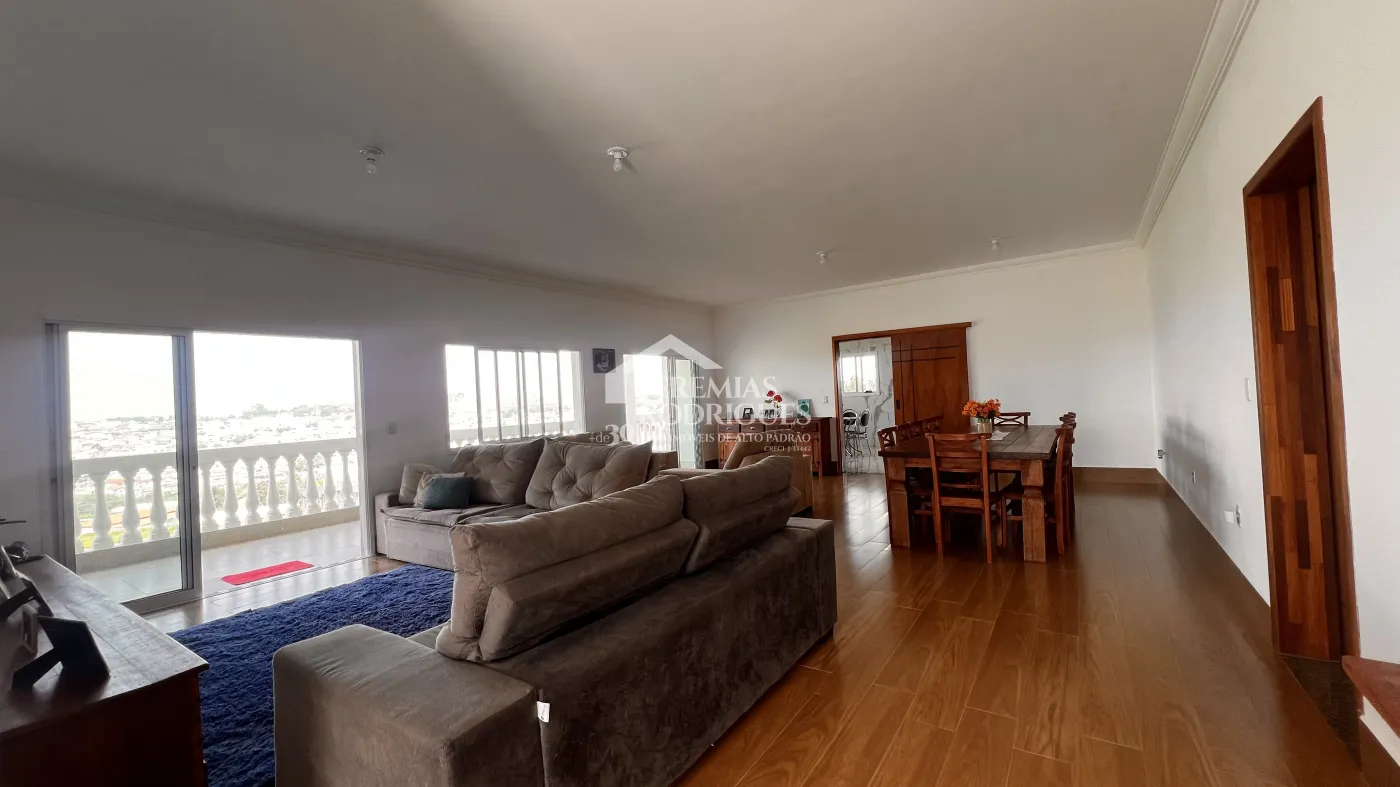 Casa com 3 dormitórios, 307 m² - Condomínio Campos do Conde Taubaté - Taubaté/SP.