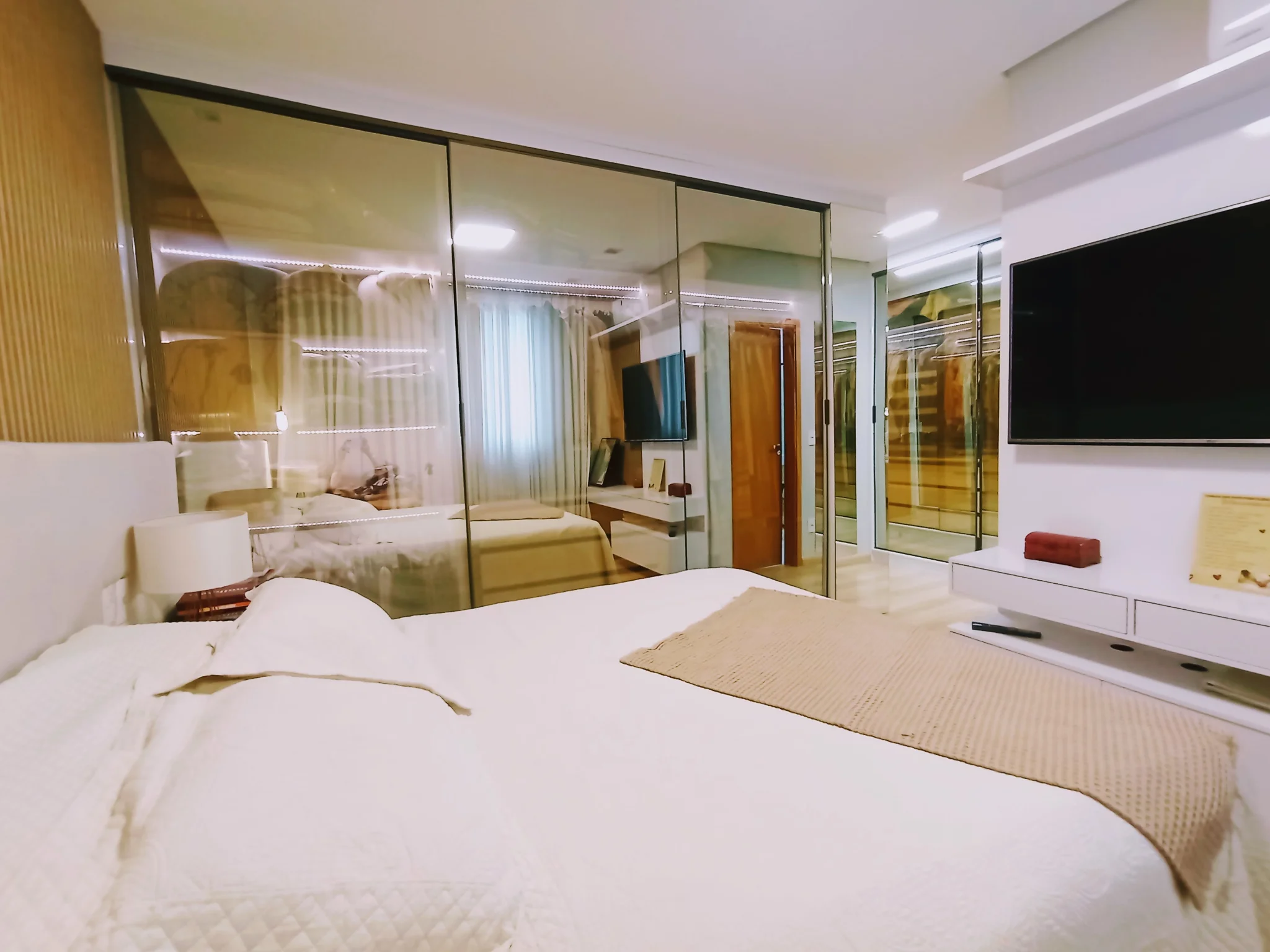 Apartamento à venda com 3 suítes, 155 m² no Condomínio Renaissance em Taubaté/SP.