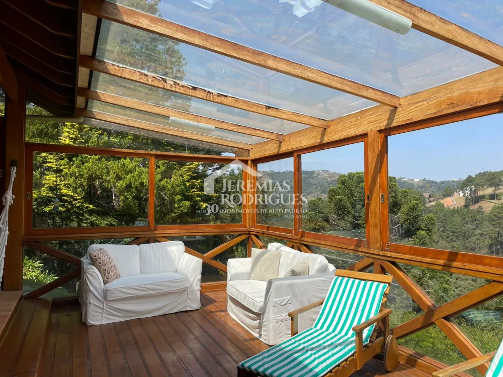 Casa com 3 suítes, 332 m² - Condomínio Florestal Clube - Campos do Jordão/SP.