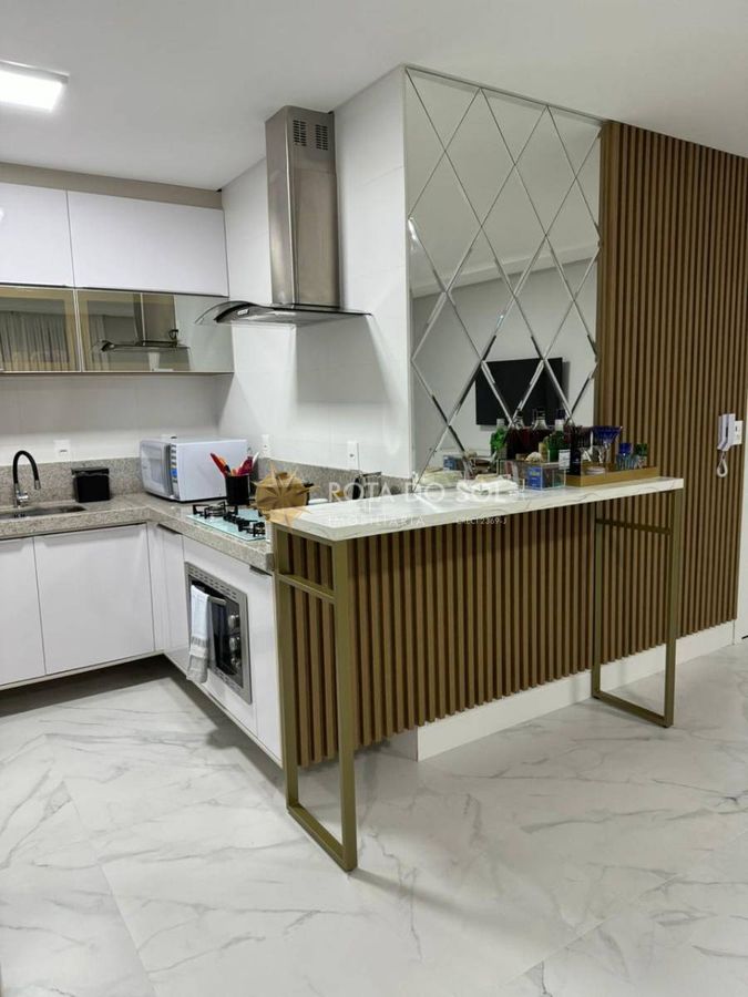Black Piano apartamento 3 suítes e 2 vagas na Meia Praia
