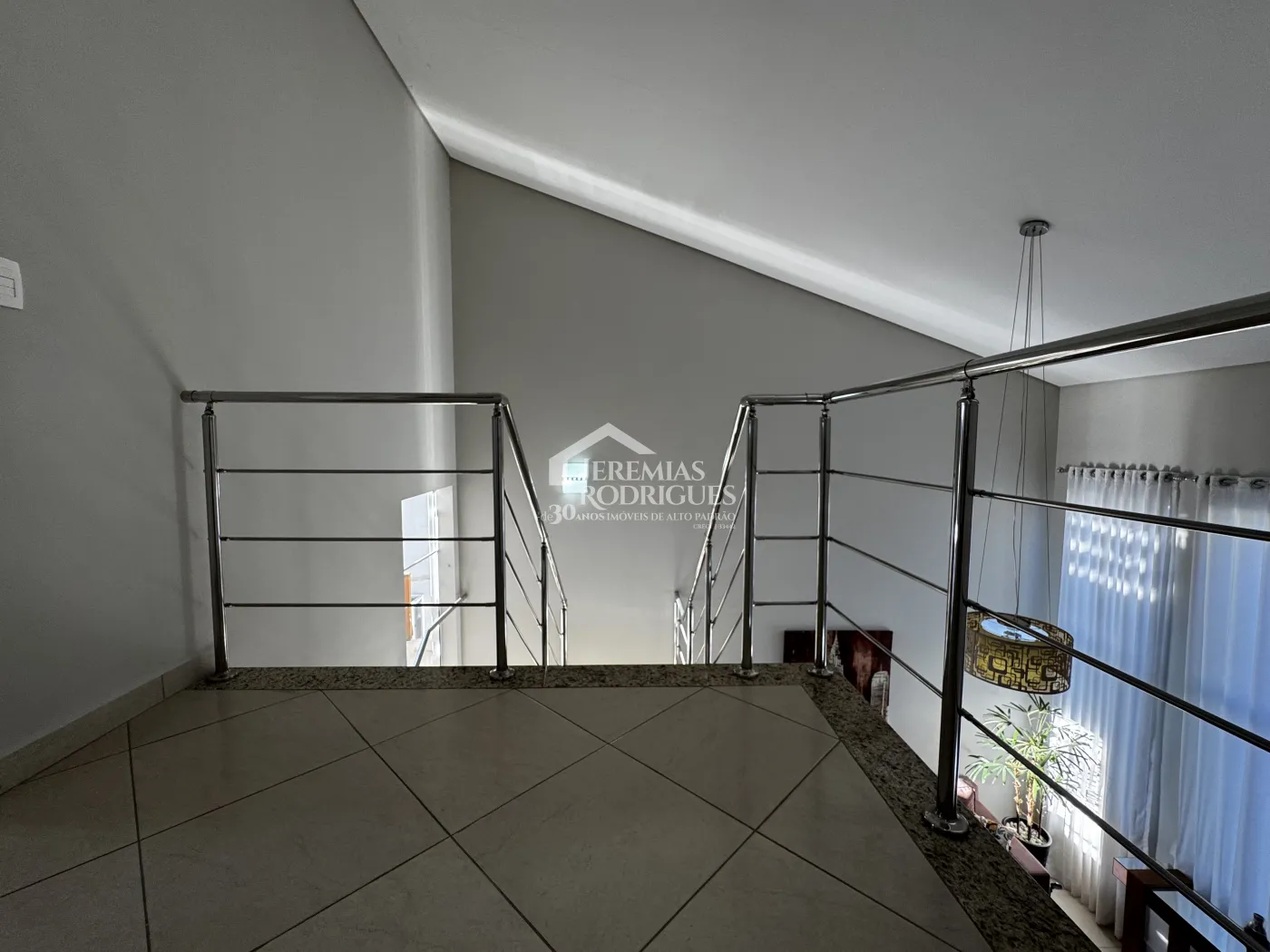 Casa à venda com 3 dormitórios no Condomínio Campos do Conde II em Tremembé/SP