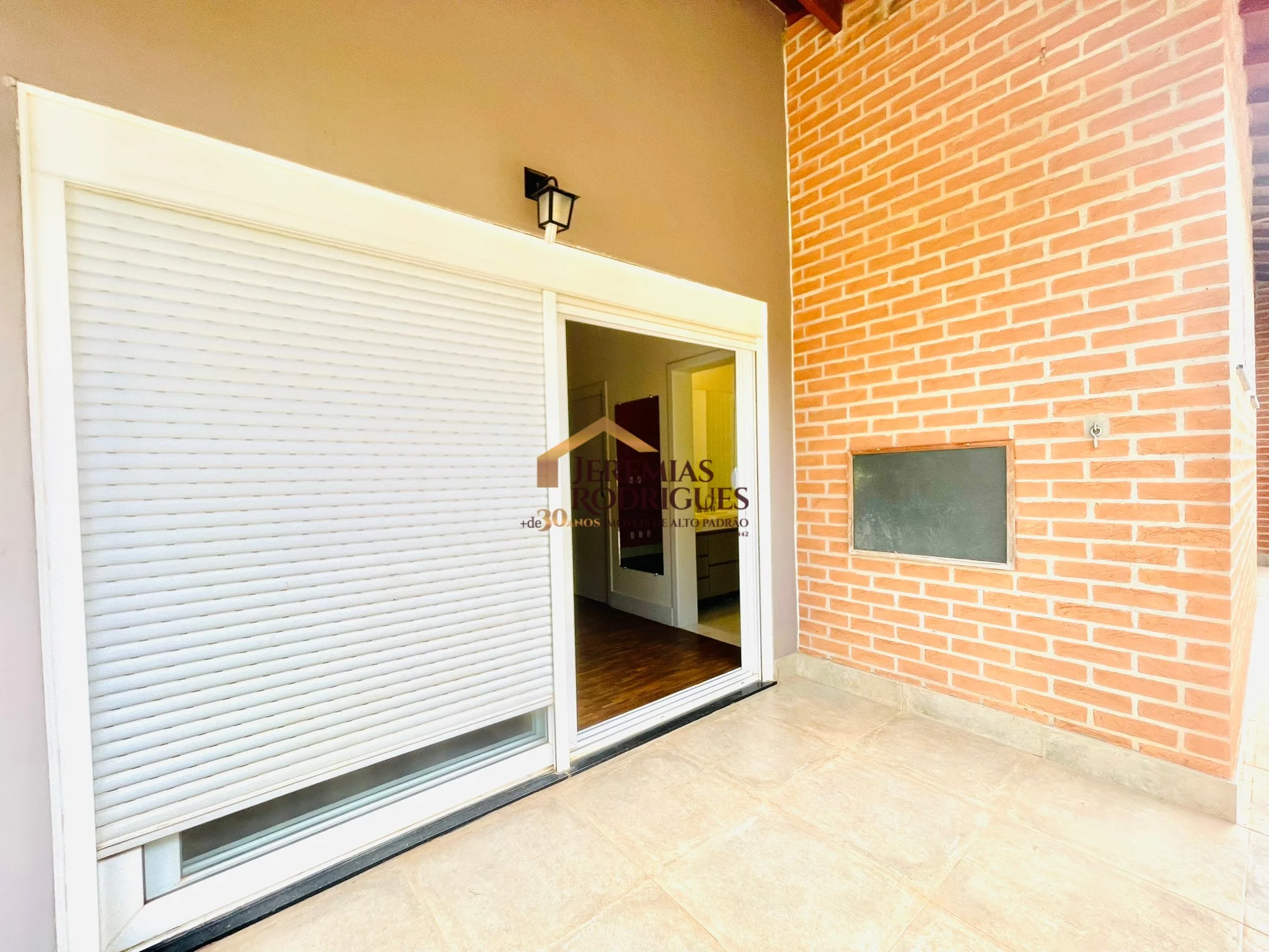 Casa à venda no  Residencial Reserva Altos do Cataguá em Taubaté/SP.