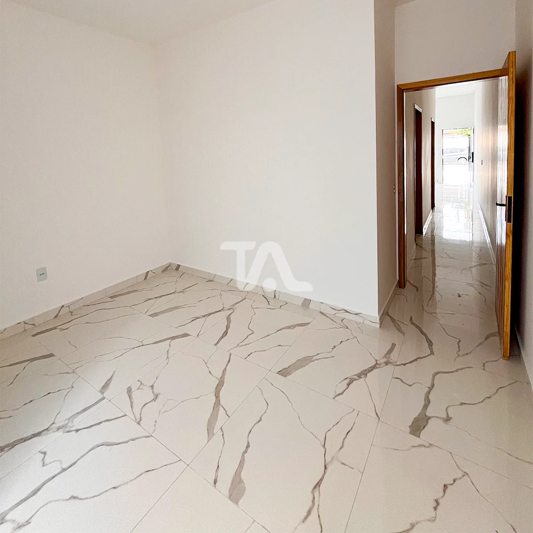 Casa Nova à Venda no Parque das Palmeiras | 2 Dorms (1 Suíte) em Pindamonhangaba