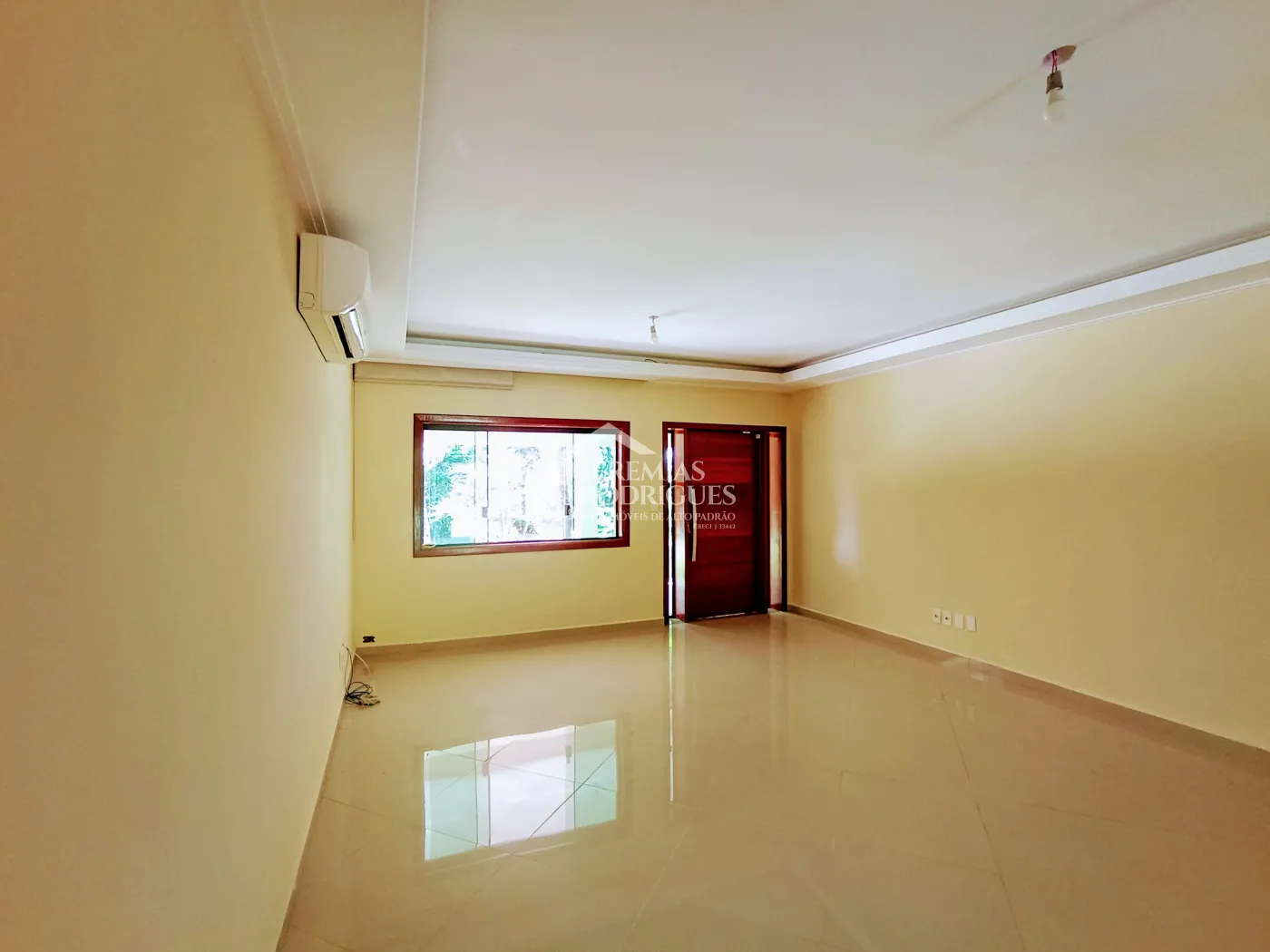 Chácara para locação com 4 dormitórios no bairro Jardim Carlota em Moreira Cesar/SP