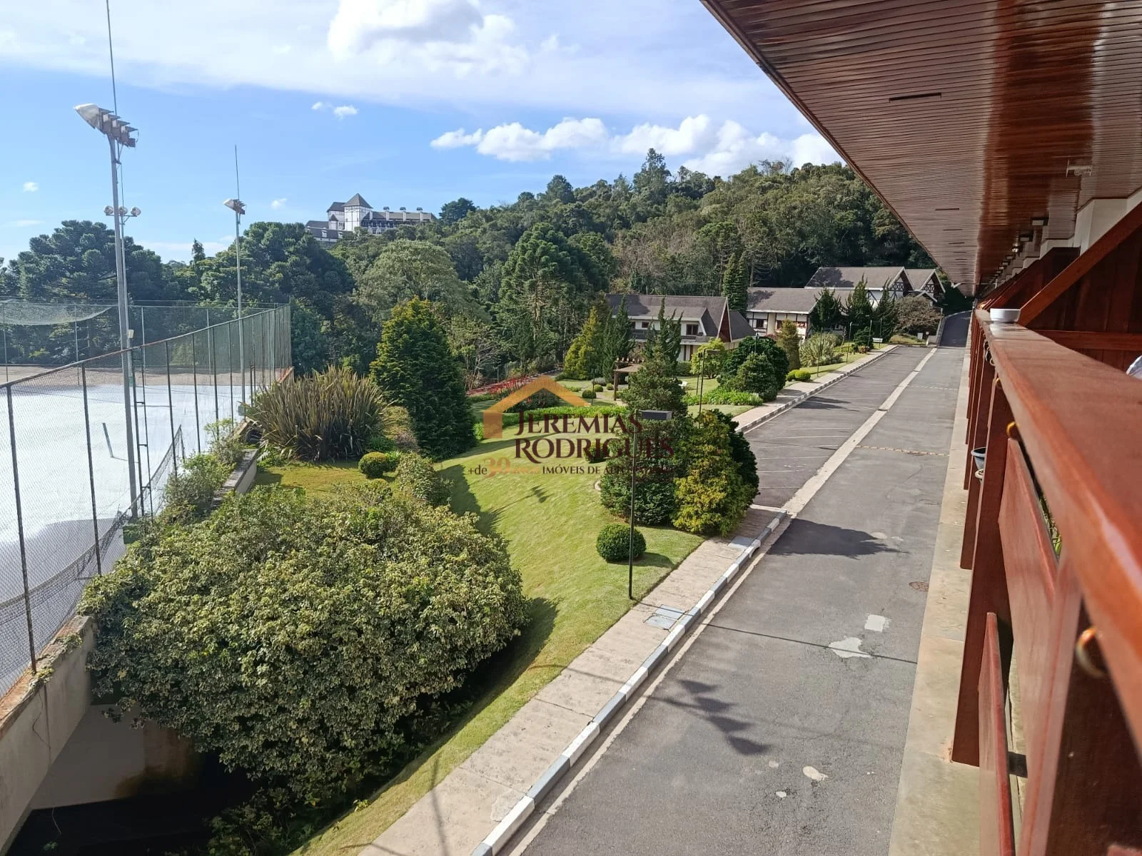 Apartamento á venda no Condomínio Quatre Saisson no Alto do Capivari em Campos do Jordão/SP. — foto 16