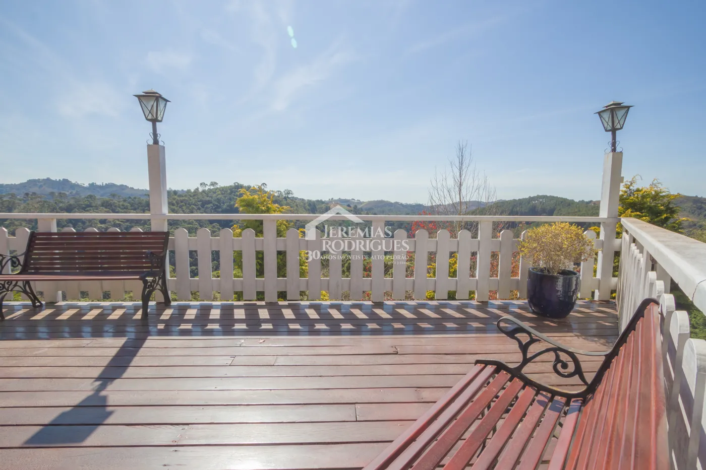 Casa com 3 suítes, 170 m² - Condomínio Jardim Monte Belo - Campos do Jordão/SP