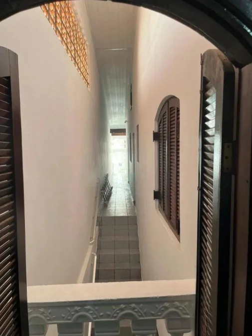 Casa GRANDE, 153m², Térrea com 03 quartos, 02 Vagas de Garagem Coberta, para locação no Jardim Ipê 4, São Bernardo do Campo - SP