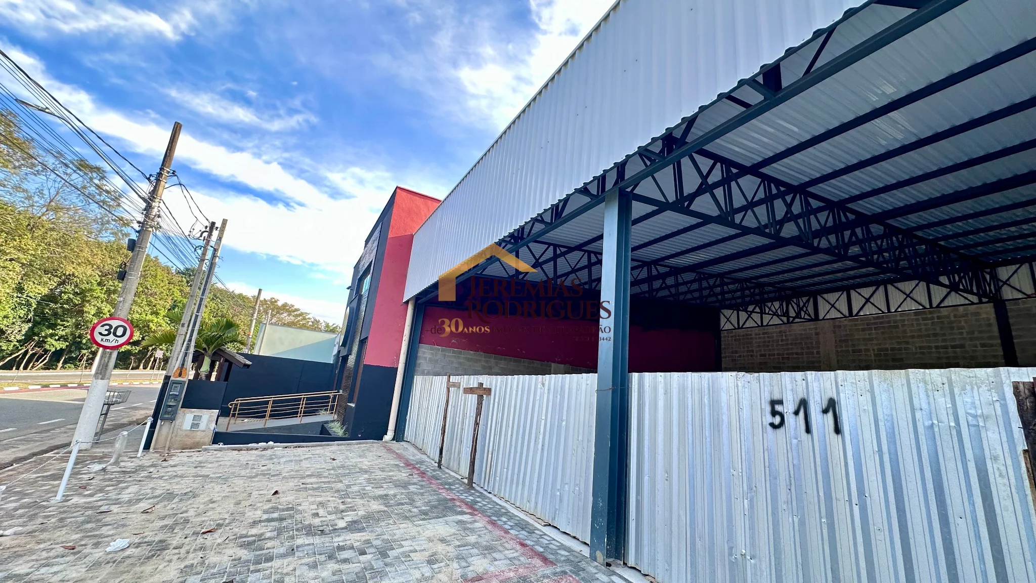 Galpão Comercial para locação no Bairro Aurora em Pindamonhangaba/SP. — foto 13