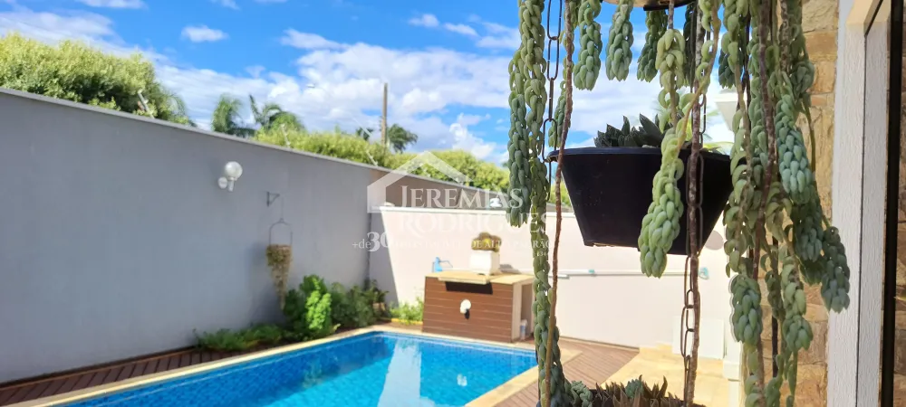 Casa com 3 dormitórios, 350 m² - Condomínio Taubaté Village - Taubaté/SP