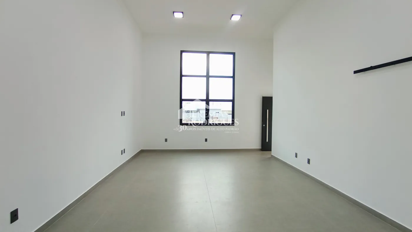 Casa à venda com 3 dormitórios no Condomínio Perolas do Vale em Tremembé/SP.