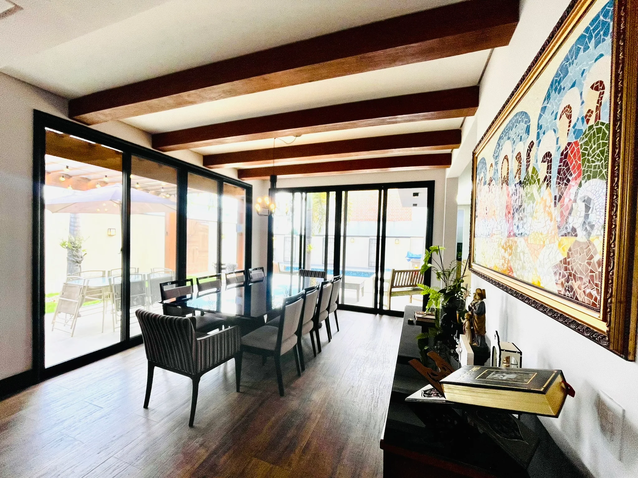 Casa à venda no Condomínio Terras de San Marco em Taubaté/SP.