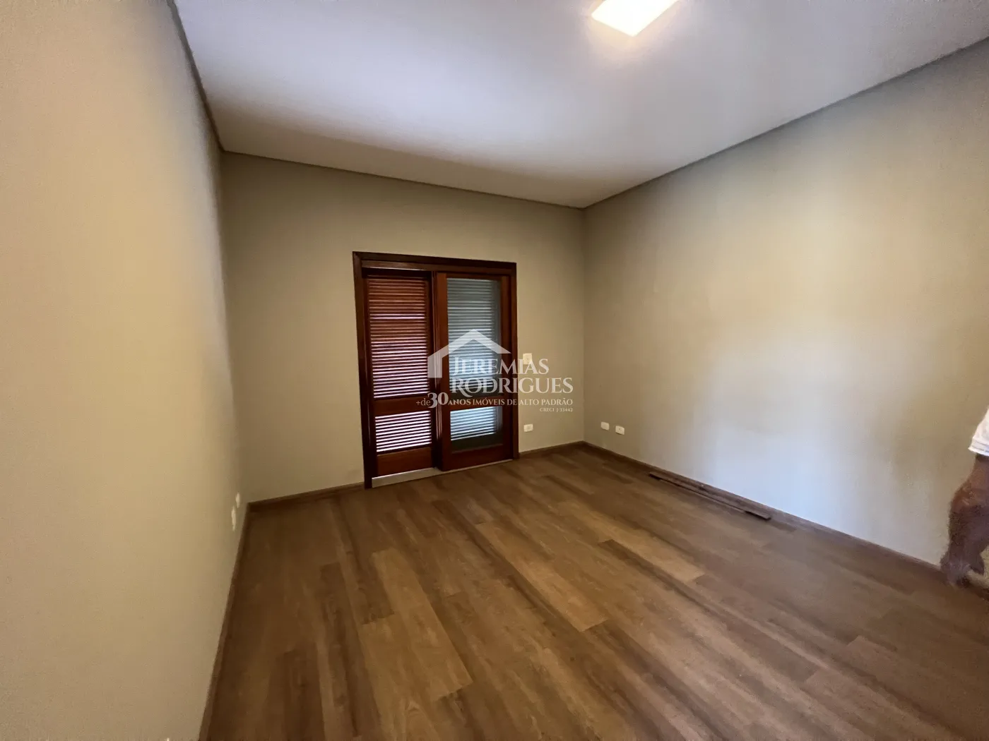 Casa com 3 dormitórios, 281 m² - Condomínio Chácaras Cataguá - Taubaté/SP