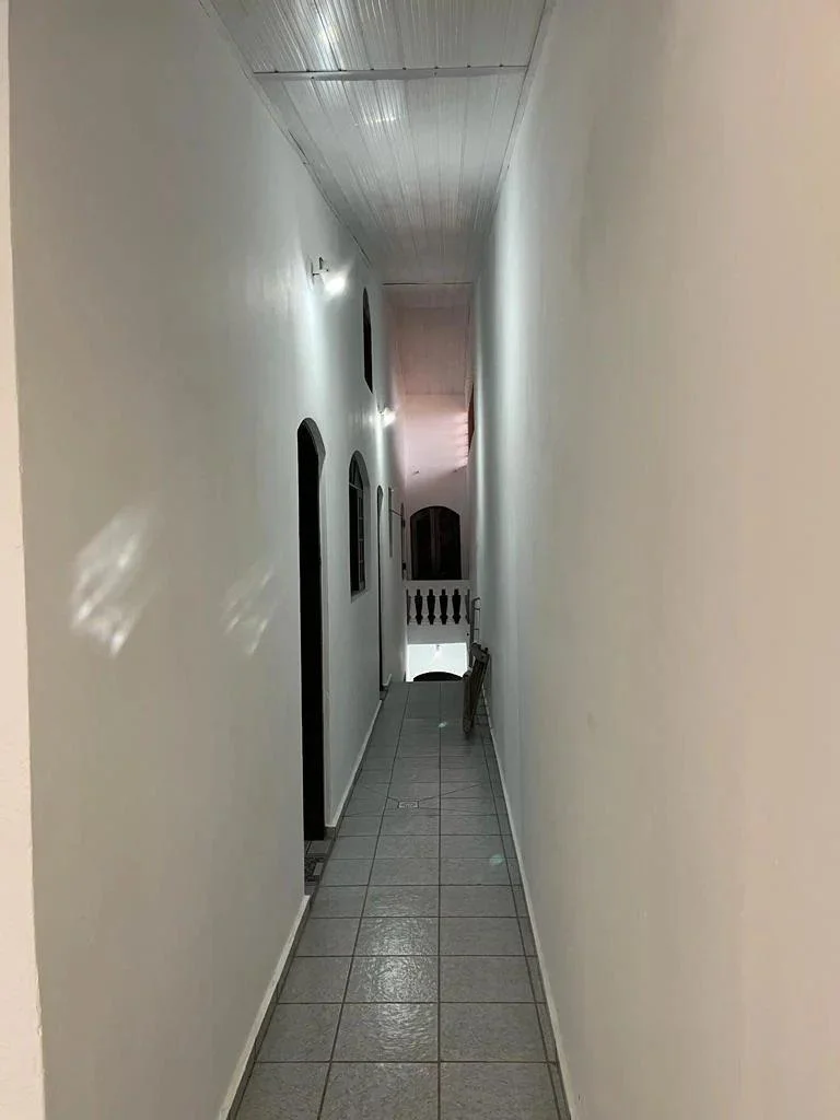Casa GRANDE, 153m², Térrea com 03 quartos, 02 Vagas de Garagem Coberta, para locação no Jardim Ipê 4, São Bernardo do Campo - SP