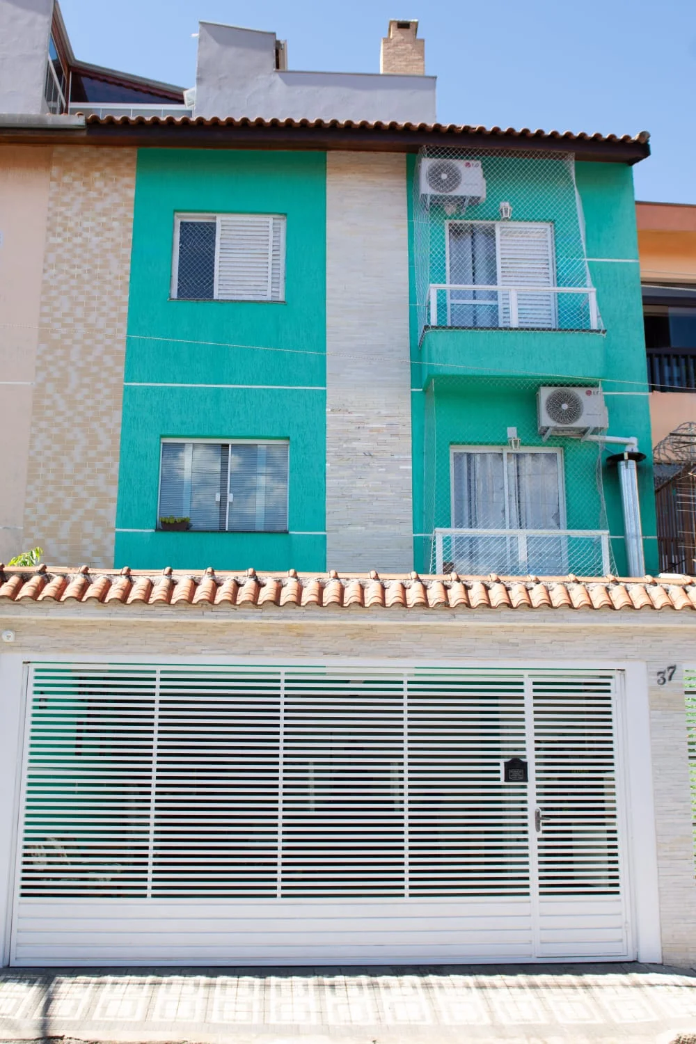 Sobrado 300m² | 2 Suítes | Lazer Completo | 4 Vagas | Vila Humaitá - Santo André