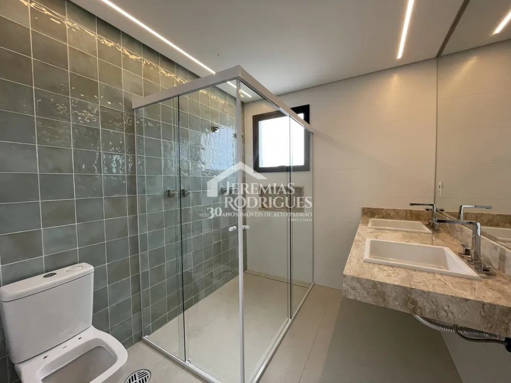 Apartamento com 3 suítes, 211 m² no Edifício Europa em Taubaté/SP